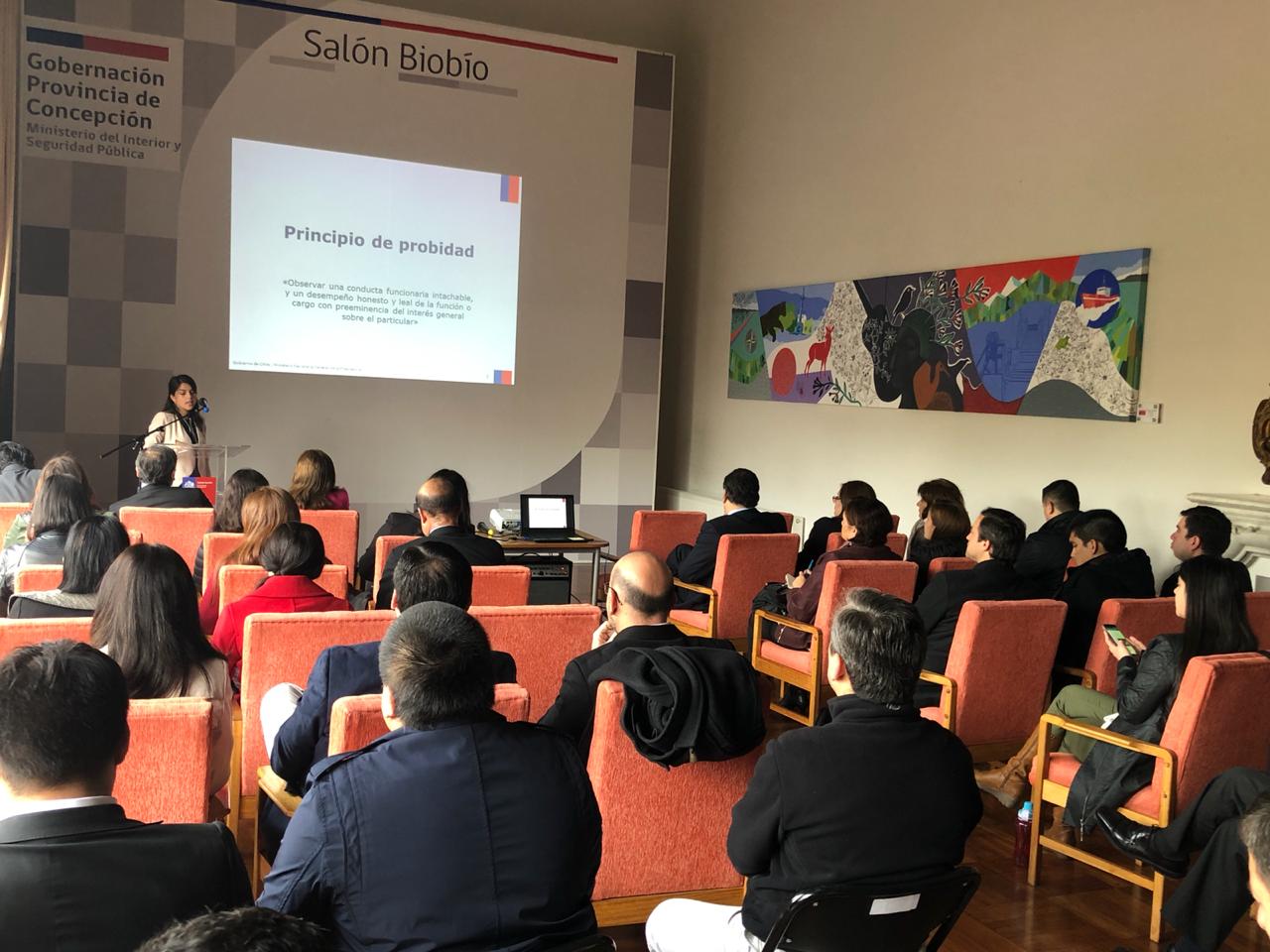 Autoridades del Biobío asisten a seminario sobre Ley de Probidad y Lobby