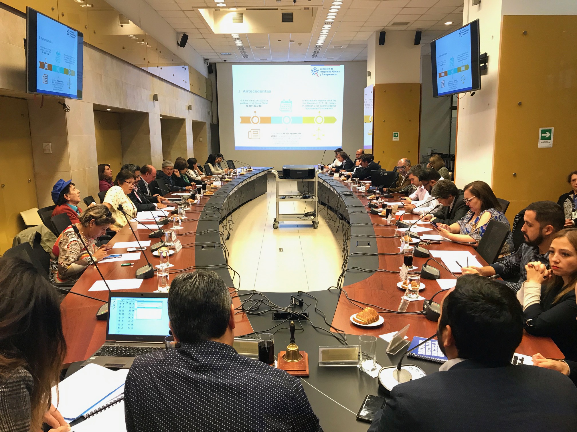 Consejeros Regionales de la Región Metropolitana se capacitaron hoy sobre la Ley del Lobby