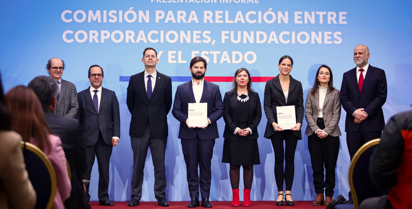 Gobierno presenta avances para materializar las recomendaciones de la Comisión para regular relación entre fundaciones, corporaciones y el Estado