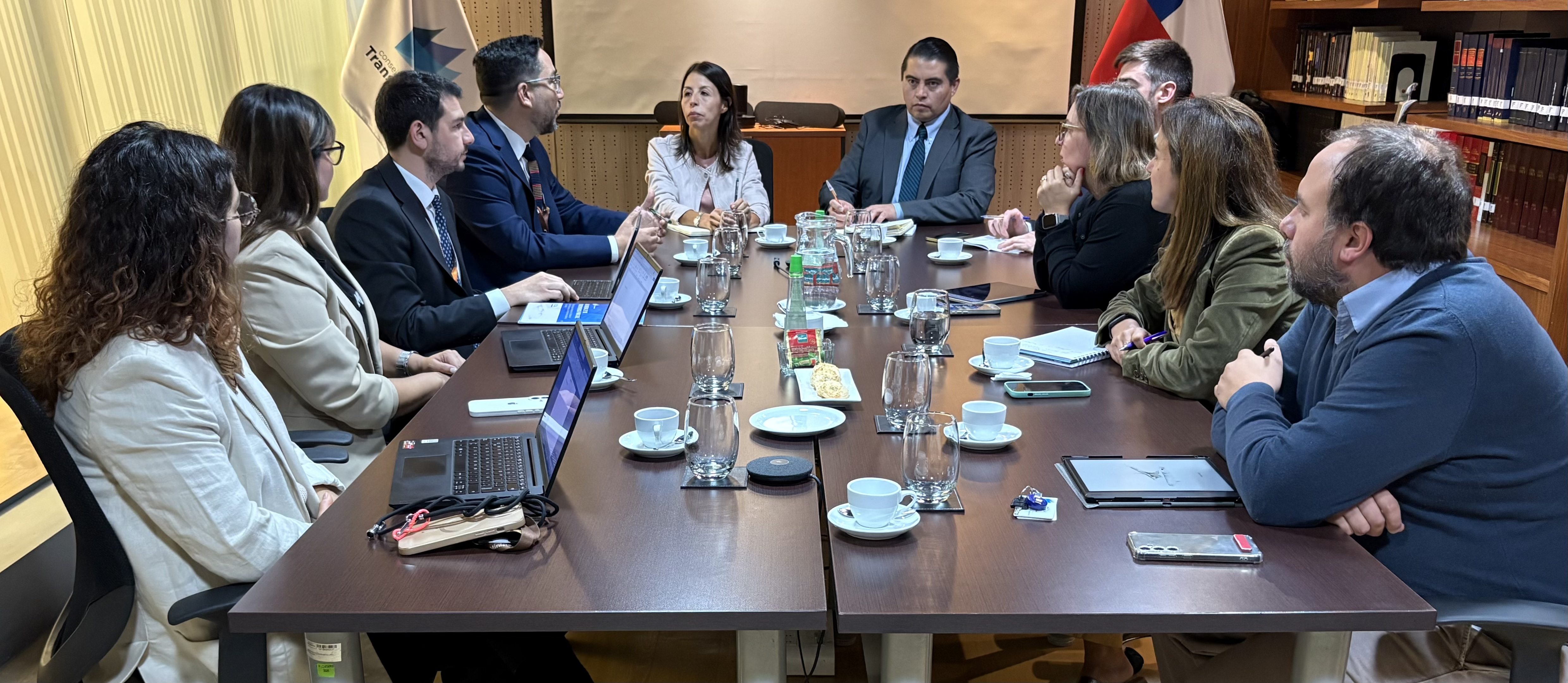 Reunión protocolar entre Comisión y Consejo para la Transparencia